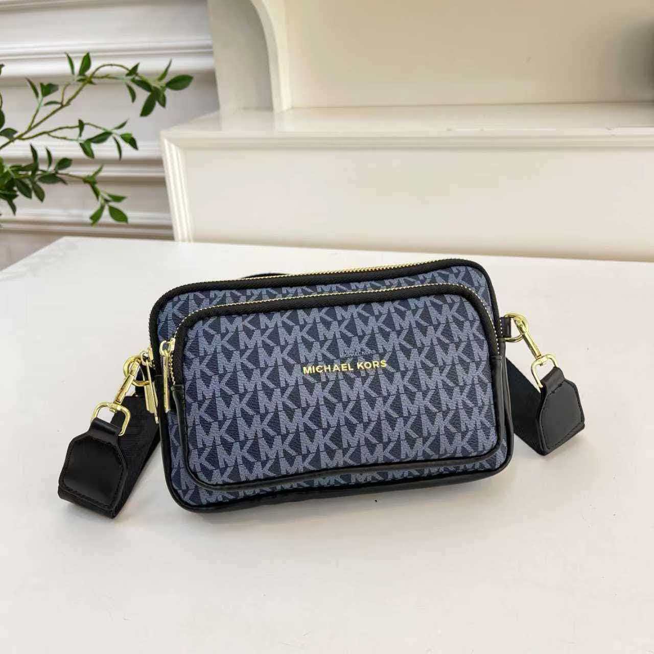 Michael Kors Women's Classic P - Women'S Bags Of Michael Kors ulasan dan harga