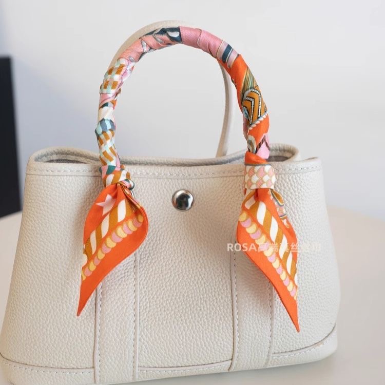 Luxury Long Scarf with Epaulet - Women Bags Hermes ulasan dan harga